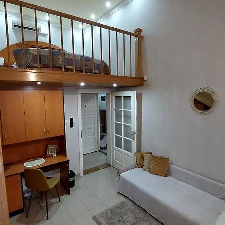 Family Apartman Gyula Bagian luar foto
