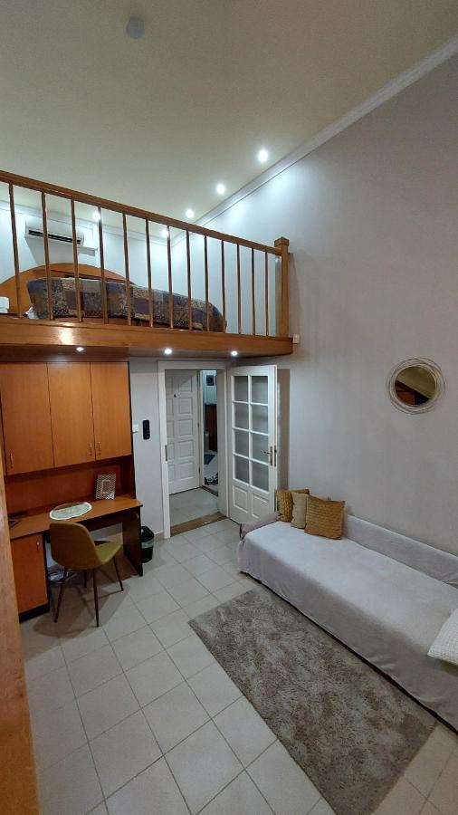 Family Apartman Gyula Bagian luar foto